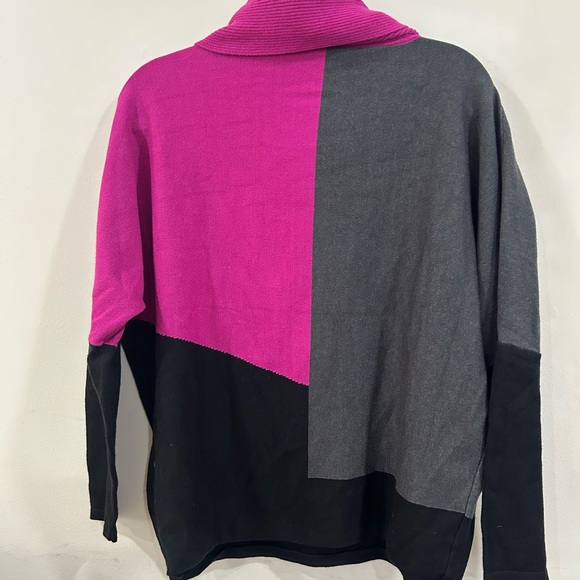 Joseph Ribkoff Pink, Gray, and Black Colorblock Sweater size L - Picture 4 of 8